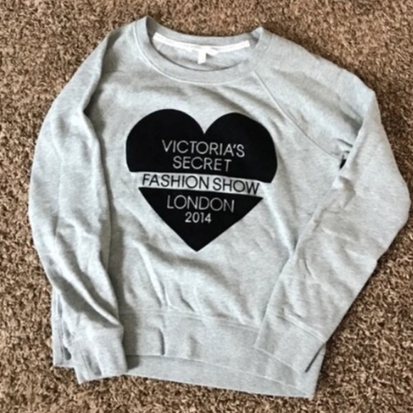 Victoria's Secret | Sweater - Picture 3 of 5